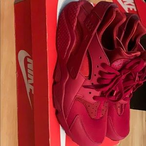 Gently used Varsity Red Huaraches